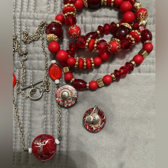 Vibrant Red / Gold & Silver Jewelry Set (some look vintage?) Screw Earrings - Picture 2 of 4